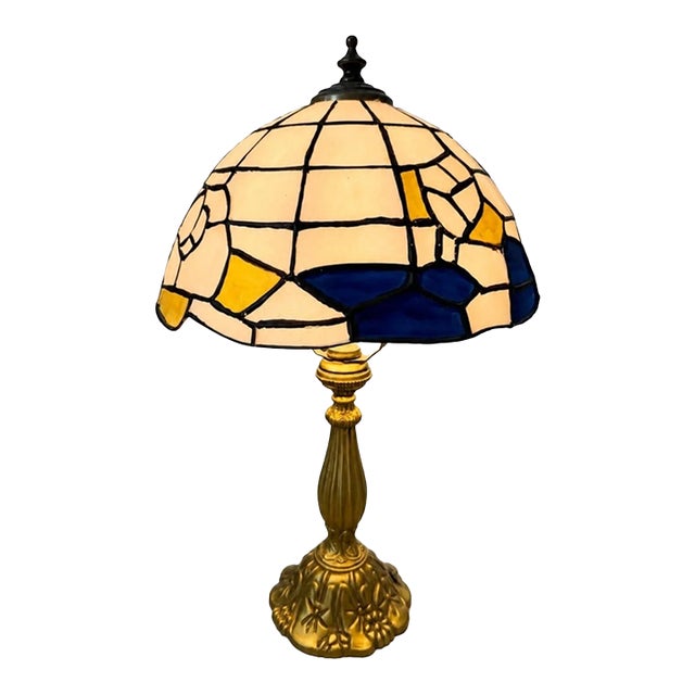 Vintage Hollywood Regency Tiffany-Style Faux Stained Glass Table Lamp, Blue & Amber Mosaic Shade For Sale