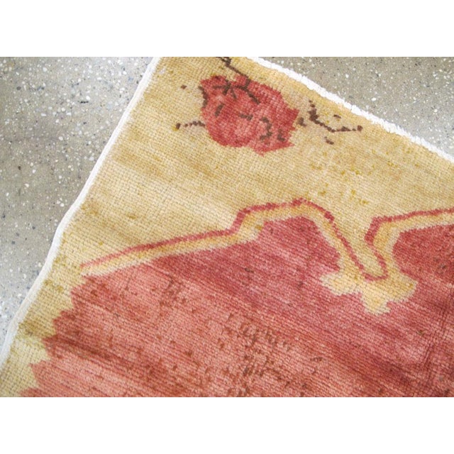 Galerie Shabab Collection Mid-20th Century Turkish Anatolian Throw Rug For Sale - Image 4 of 7