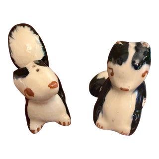 Vintage Robert Simmons Ceramics Skunk Figurines Pewey and Pewette ca.1950s For Sale