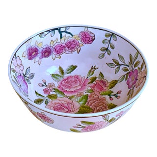Hand‑Painted Chinoiserie Floral Bowl For Sale