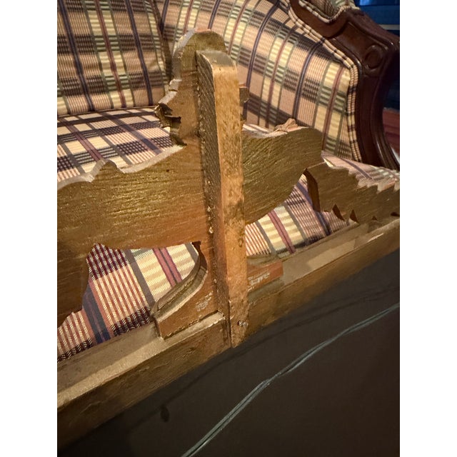 Early 20th Century Louis XVI Style Giltwood Mirror With Urn Crest For Sale In Chicago - Image 6 of 10