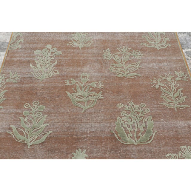 Contemporary Contemporary Block Print Floral Natural Silk Runner by Rug & Kilim, India For Sale - Image 3 of 9