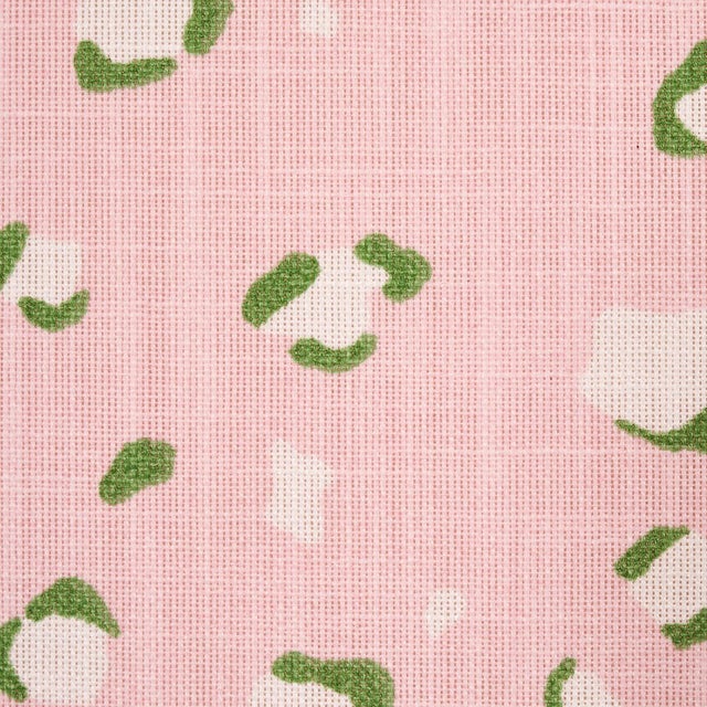 Hollywood Regency Sample - Schumacher x Cristina Buckley Wild At Heart Indoor/Outdoor Fabric in Pink For Sale - Image 3 of 5