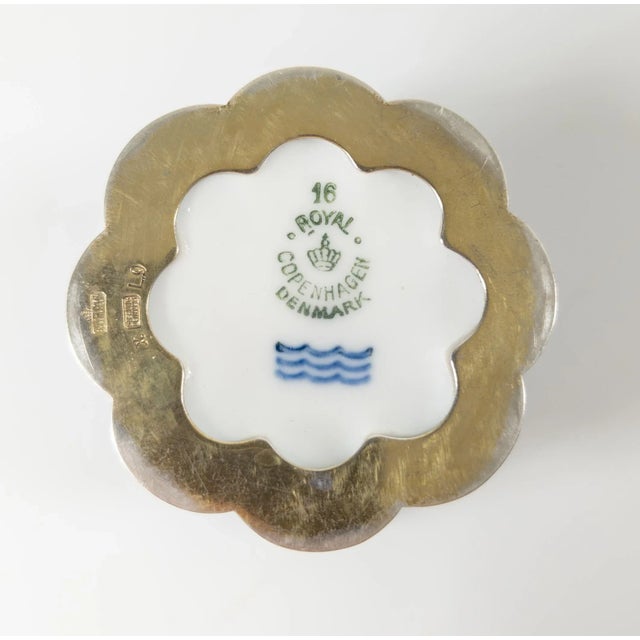 Early 20th Century Danish Royal Copenhagen Porcelain Margrethe Cup With Sterling Silver Mounts For Sale - Image 10 of 13