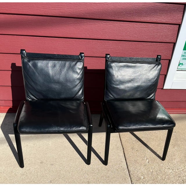 Mid-Century Modern 1980s Stellar Works Post Modern-Style Ren Leather Chairs- a Pair For Sale - Image 3 of 9