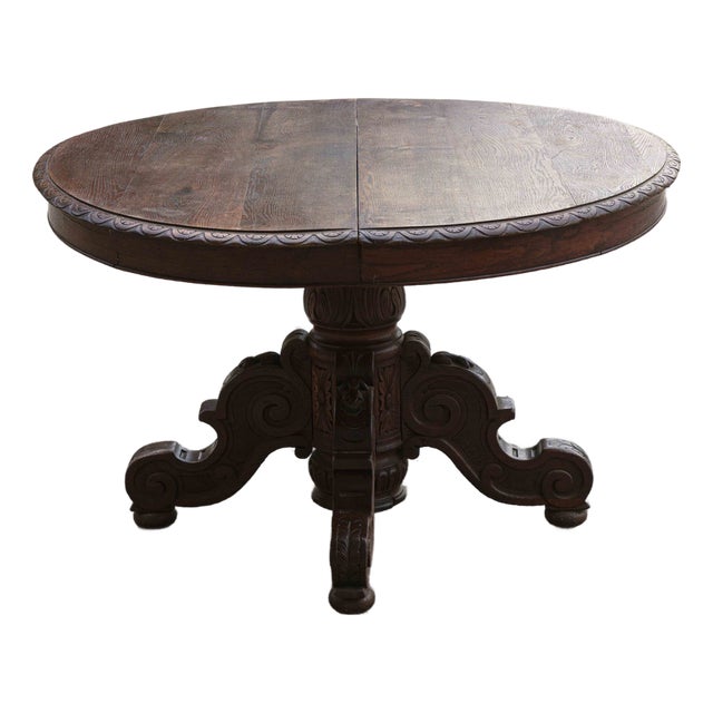 Late 19th Century Extendable Round Oak Table For Sale