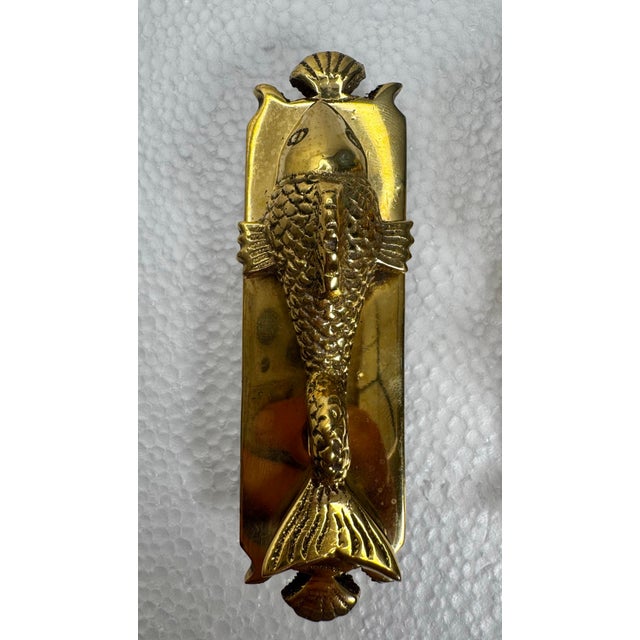 Vintage Hollywood Regency Solid Brass Koi Fish Hardware Cabinetry Knobs Hardware/Pulls, Set of 3 For Sale - Image 4 of 12