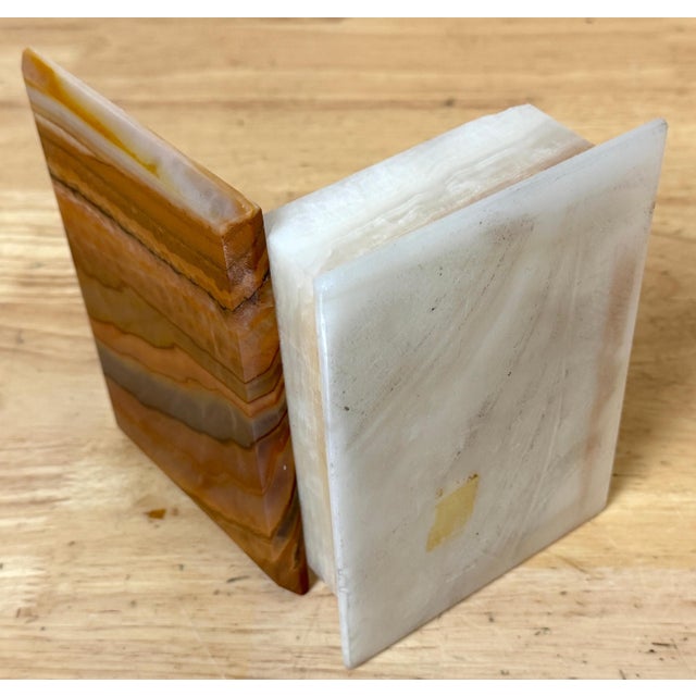 Italian Specimen Agate and Alabaster Hinged Table Box, Circa 1950s For Sale - Image 4 of 18