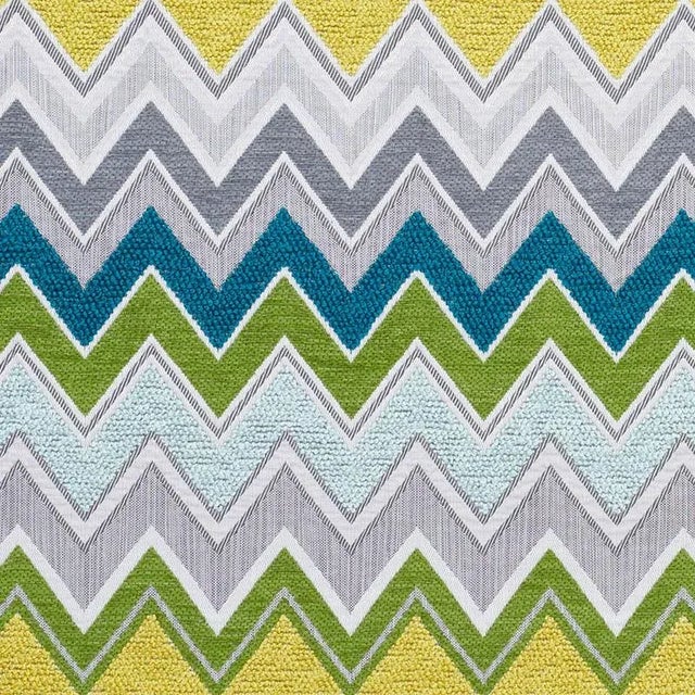 Modern Schumacher Zenyatta Mondatta Ii Fabric in Viridian For Sale - Image 3 of 3