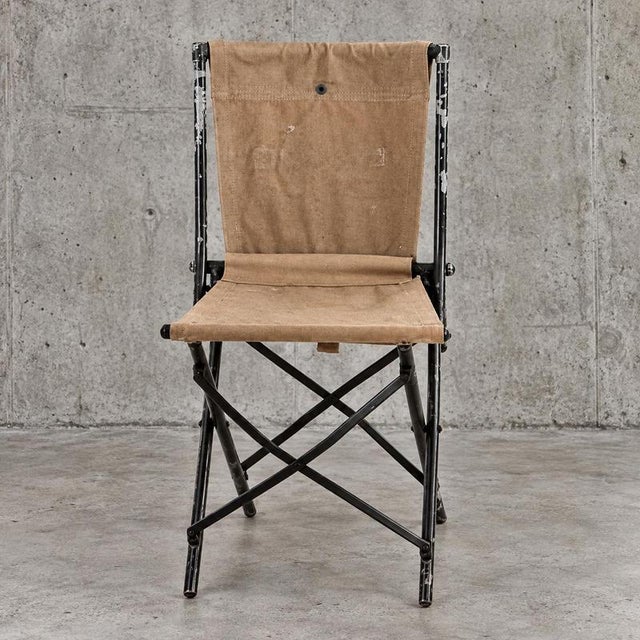 English Army Folding Chairs in Canvas Fabric, 1950s, Set of 2 For Sale - Image 3 of 5