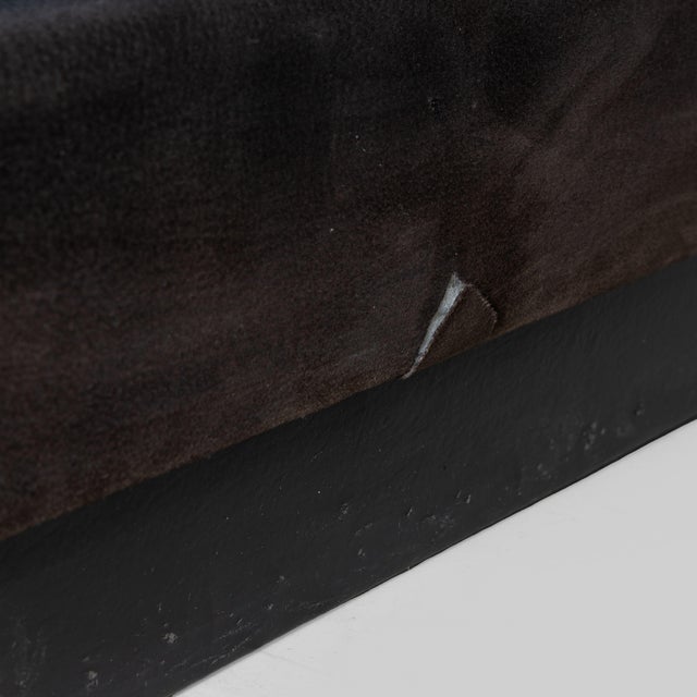 Bed in Inox and Suede, 1970 For Sale - Image 4 of 15