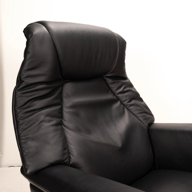 Ekornes Stressless ‘Max’ Leather Power Recliner Motorized Chair Paloma