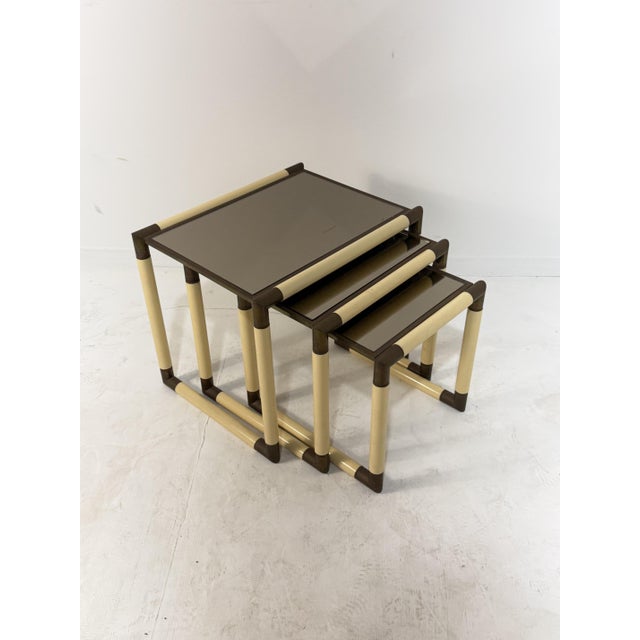 Enameled Metal and Brass Coffee Tables in the style of Tommaso Barbi, 1970, Set of 3 For Sale - Image 6 of 17
