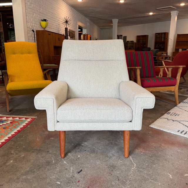 Mid 20th Century Mid-Century Danish Modern Upholstered Lounge Chair For Sale - Image 5 of 6