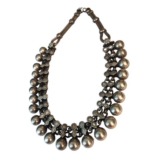 Early 20th Century Traditional Rajasthan Indian Silver Choker Necklace For Sale
