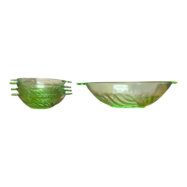 1930s Art Deco Uranium Green Glass Dessert Bowls – One Serving Bowl & Four Individual Bowls - Set of Five For Sale