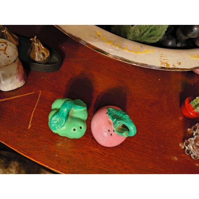 Mid-Century Modern Vintage Salt & Pepper Shakers For Sale - Image 3 of 3
