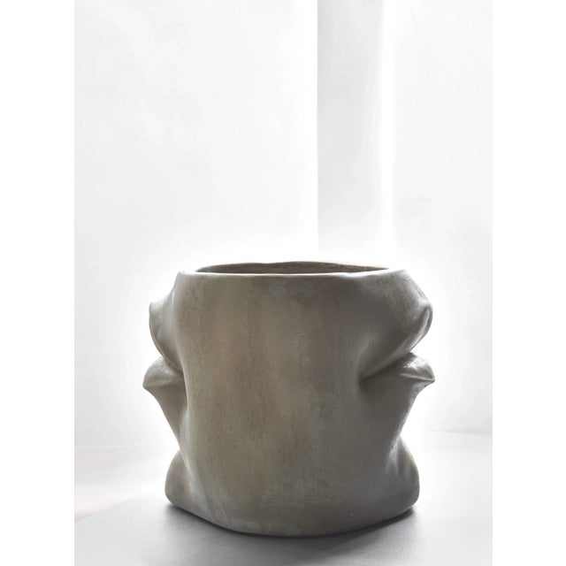 Our La Bocca bowl is inspired by the fascinating and provocative figure of human lips. This collection is inspired by the...