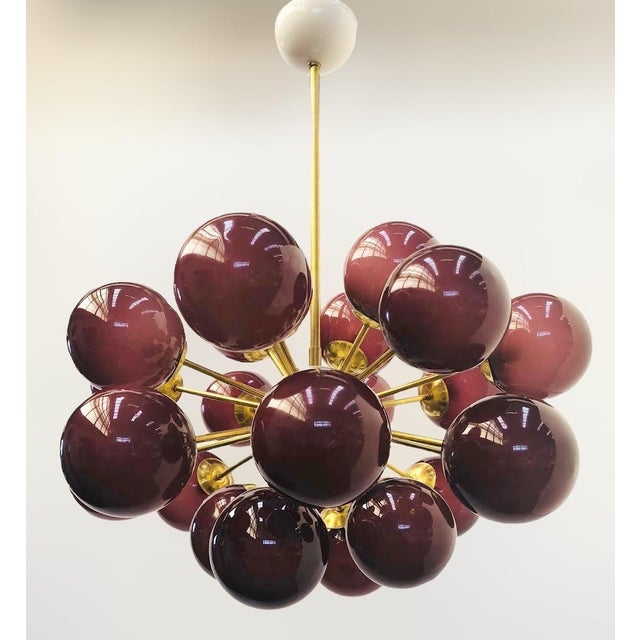 Italian 21st Century Ovale Natural Brass Frosted Amethyst Murano Sputnik Chandelier by Fabio LTD For Sale - Image 3 of 9