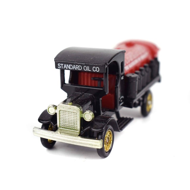 Late 20th Century Lledo Die-Cast Standard Oil & Service Vehicles Set of 3 - Made in England For Sale - Image 11 of 15