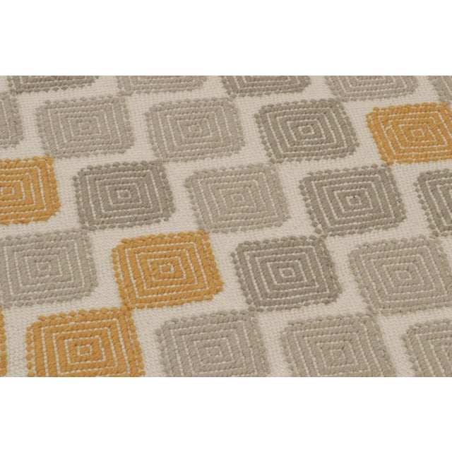 Rug & Kilim’s Scandinavian Style Rug in Grey & Gold Patterns For Sale In New York - Image 6 of 7