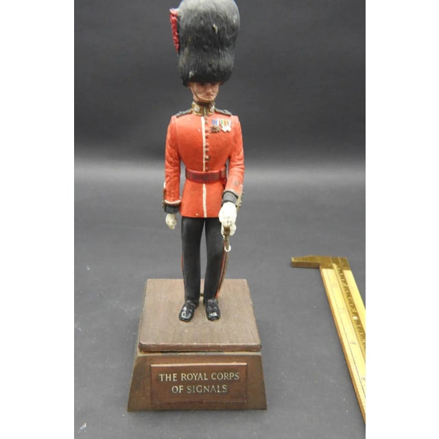 Red 1950s Sentry Box Reed England British Officers Figurines Hussars Lancers Signals - Set of 3 Cast Metal For Sale - Image 8 of 8