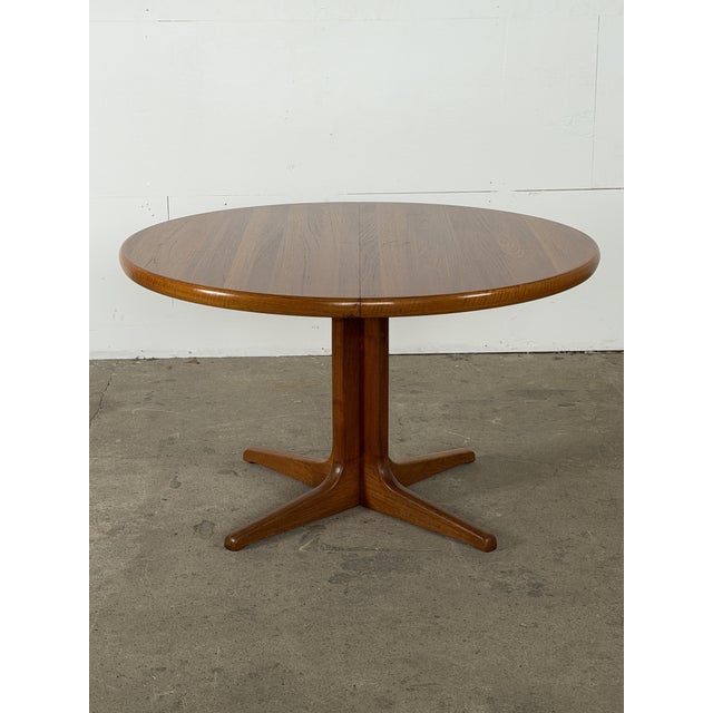 Danish Round Teak Extendable Dining Table by Glostrup Møbelfabrik, 1960s For Sale - Image 11 of 11