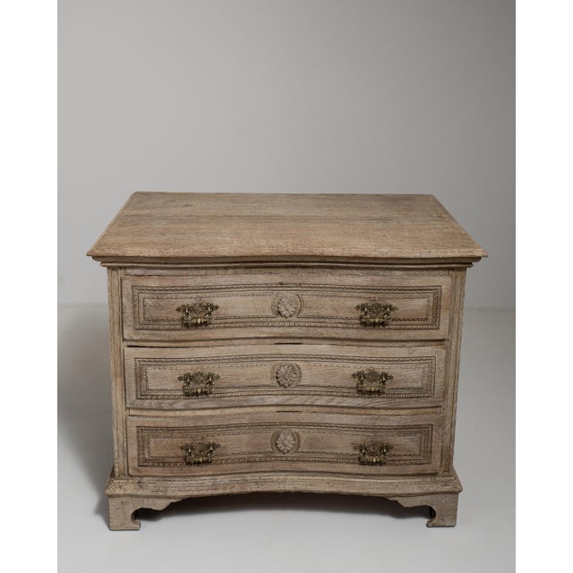 19th Century Louis XV Oak Chest of Drawers For Sale - Image 10 of 18
