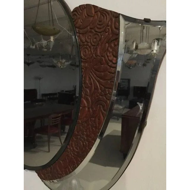 This stunning American Art Deco 1920s mirror with wood floral motif is perfect for any room in your home. Very elegant and...