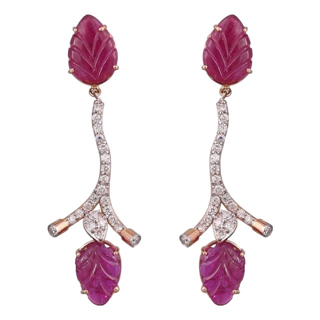 Set in 18k Gold, 7.75 Carats, Mozambique Ruby & Diamonds Chandelier Earrings, Pair For Sale