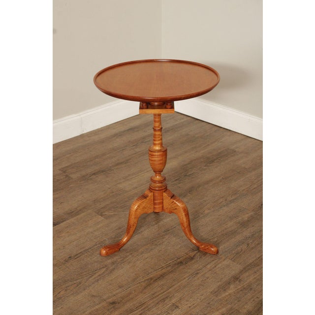 Late 20th Century Custom Quality Queen Anne Style Tiger Maple Tilt Top Table For Sale - Image 5 of 12