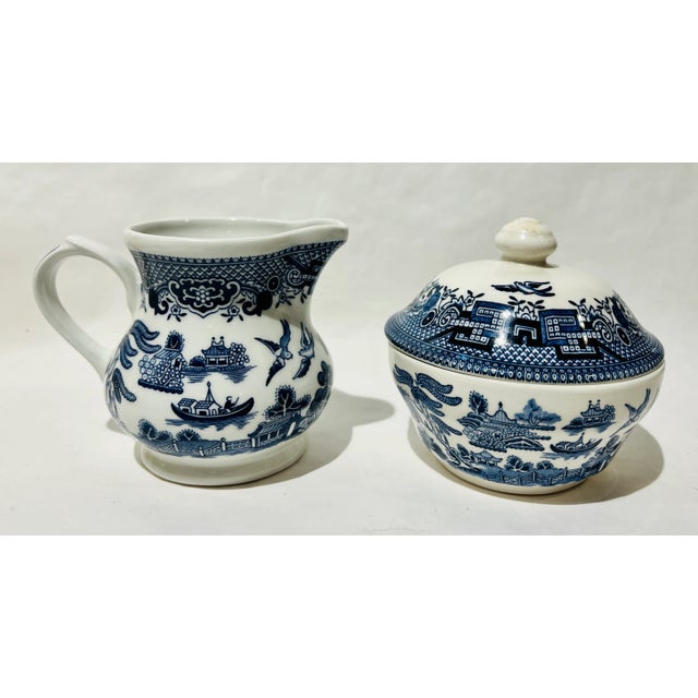Vintage Blue Willow Cobalt Blue & White Creamer & Sugar Bowl Set- 2 Pieces For Sale - Image 9 of 9