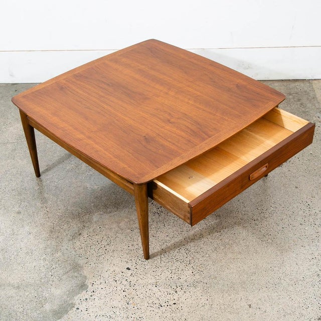 Mid-Century Modern Mid Century Modern EndTable Lane Side Walnut Vintage Square MCM Drawer Large For Sale - Image 3 of 12