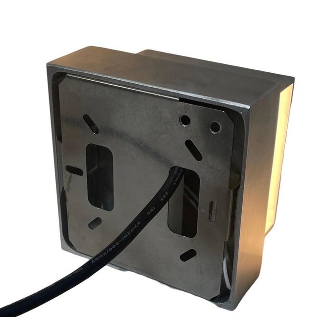 Model Scobo Up and Downlighting Wall Sconce in Aluminium from Bruck For Sale - Image 5 of 8