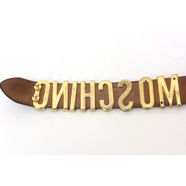 1980s Vintage Moschino Black Leather and Gold Lettered Belt For Sale - Image 5 of 9