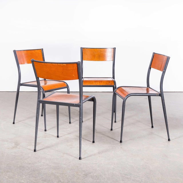 French Light Grey Tapered Leg Dining Chairs from Mullca, 1950s, Set of 4 For Sale - Image 4 of 18