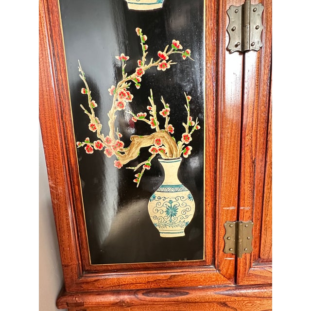 Black Mid-20th Century Japanese Lacquered Bar Cabinet With Hand-Painted Panels and Expanding Top For Sale - Image 8 of 15