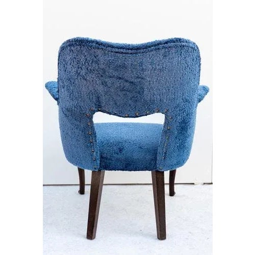 Set of Wood and Bouclé Armchairs, 1950s For Sale - Image 3 of 9