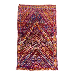 !970s Midcentury Moroccan Zayane Wool Rug 5'6 X 10'6 For Sale
