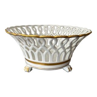 Antique 19th Century French Empire Paris Porcelain Gold & White Basket or Corbeille With Lion Paw Feet For Sale