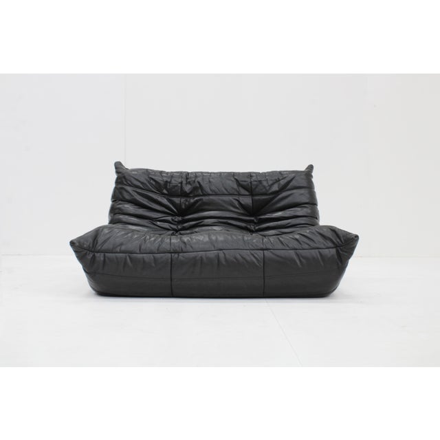 Vintage Togo Two-Seater Sofa in Black Leather by Michel Ducaroy for Ligne Roset, 1991 For Sale - Image 9 of 9