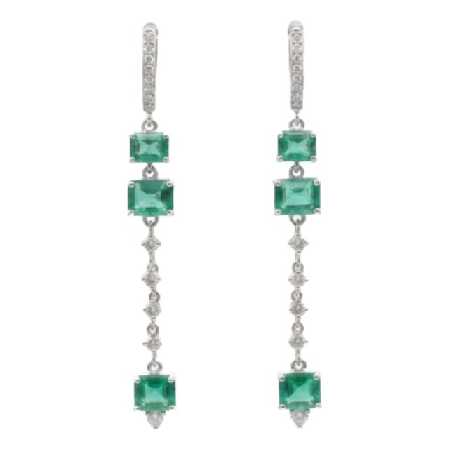 Natural 2.41cts Emerald & 0.35cts Diamond Earring in 14k White Gold For Sale
