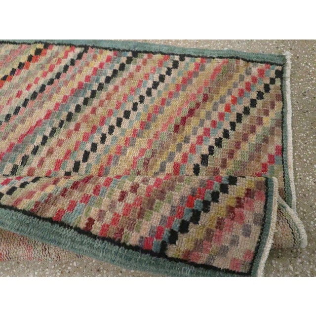 Galerie Shabab Collection Mid-20th Century Handmade Turkish Anatolian Throw Rug For Sale - Image 9 of 10
