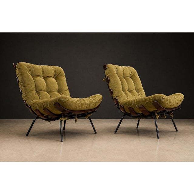 Designed in 1953 by Martin Eisler (1913–1977), the Costela armchair stands among the most iconic expressions of Brazilian...