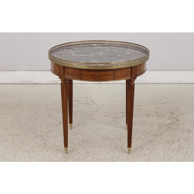 French French Louis XVI Style Marble Top Round Lamp Table For Sale - Image 3 of 15