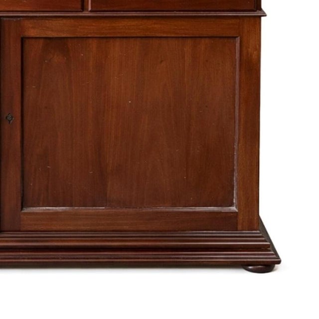 Portuguese China Cabinet in Mahogany For Sale - Image 5 of 6
