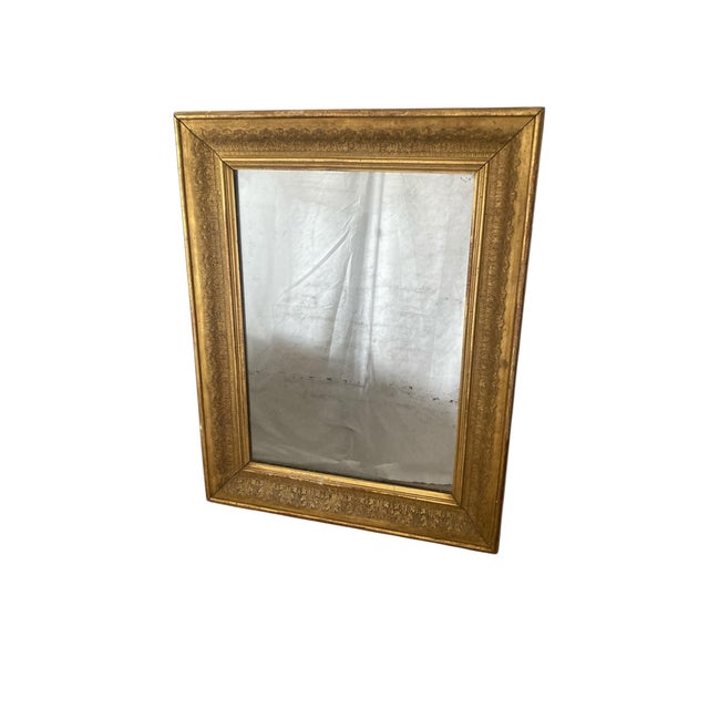 Victorian Gilt Wall Mirror with Frame Decorated with Moulded Gold Foliate Patterns, 1890s For Sale - Image 5 of 13