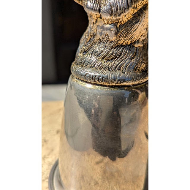 Step back in time with this vintage Gucci silver-plated Hare stirrup cup. . Made in Italy during the 1970s, these unique...
