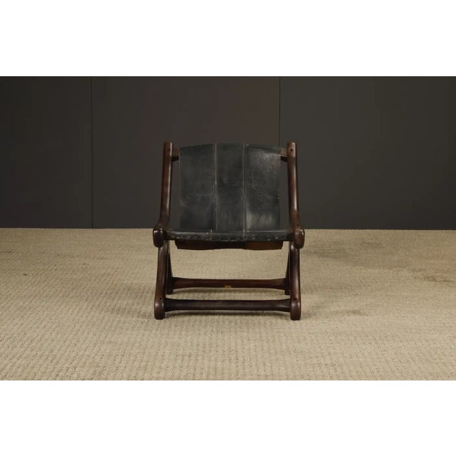 An iconic example of Mexican modernist craftsmanship, this original “Sloucher” lounge chair was designed by Don Shoemaker...