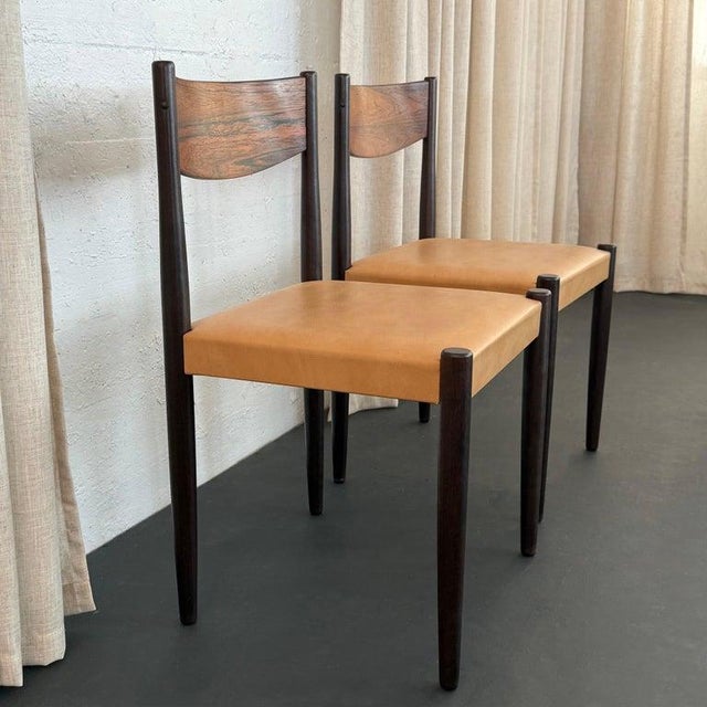 1960s Set of Four Scandinavian Modern Rosewood Dining Chairs by Poul Volther For Sale - Image 5 of 9